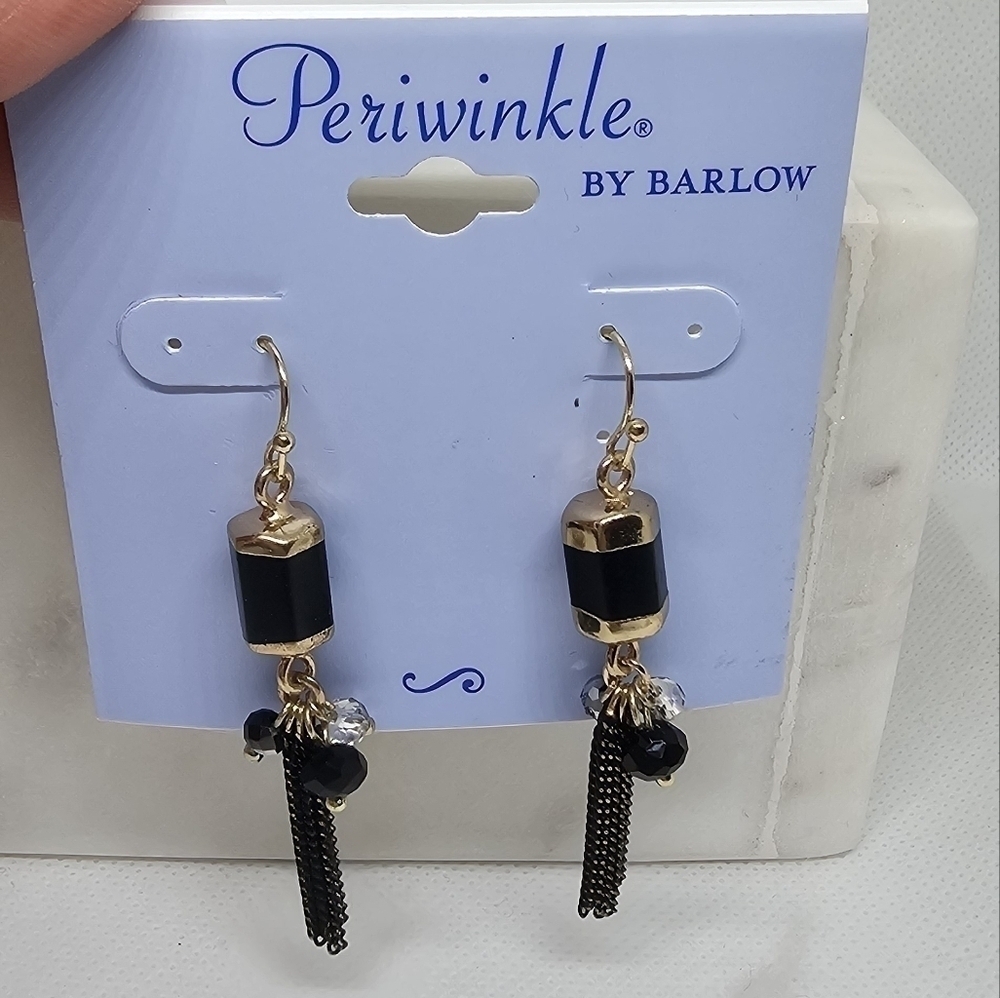 *CLEARANCE RACK* NWT Black and gold metallic tassel dangle earrings